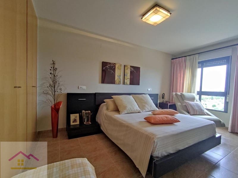 3 bedroom Flat for sale in Oropesa  with garage - € 207,260 (Ref: 9841182)