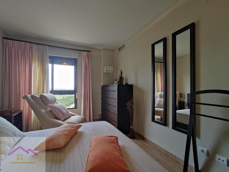 3 bedroom Flat for sale in Oropesa  with garage - € 207,260 (Ref: 9841182)