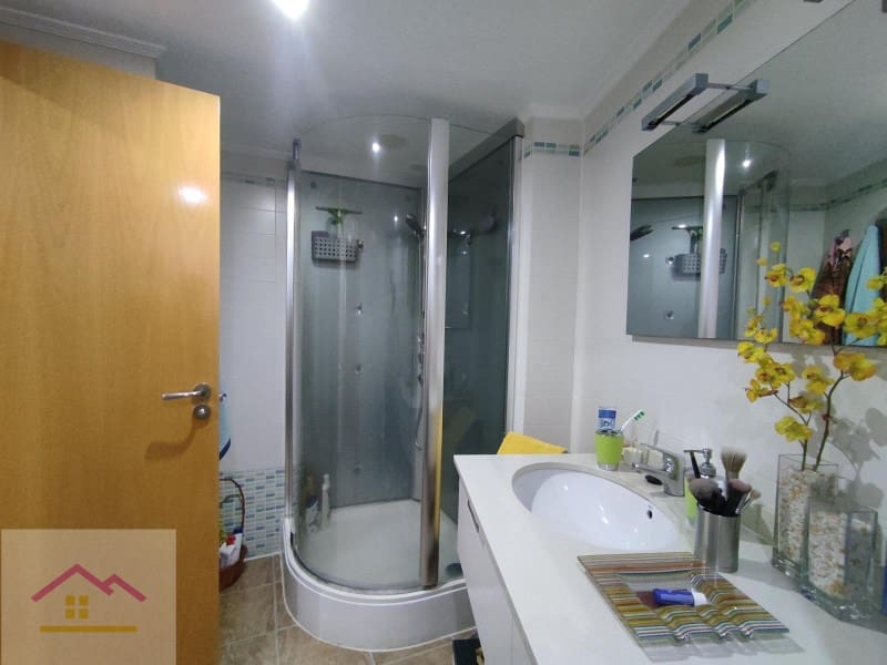 3 bedroom Flat for sale in Oropesa  with garage - € 207,260 (Ref: 9841182)