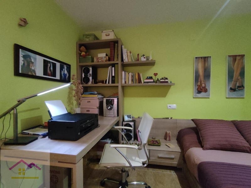 3 bedroom Flat for sale in Oropesa  with garage - € 207,260 (Ref: 9841182)