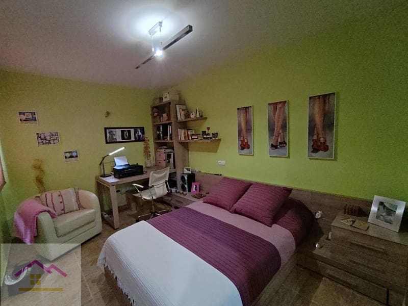 3 bedroom Flat for sale in Oropesa  with garage - € 207,260 (Ref: 9841182)