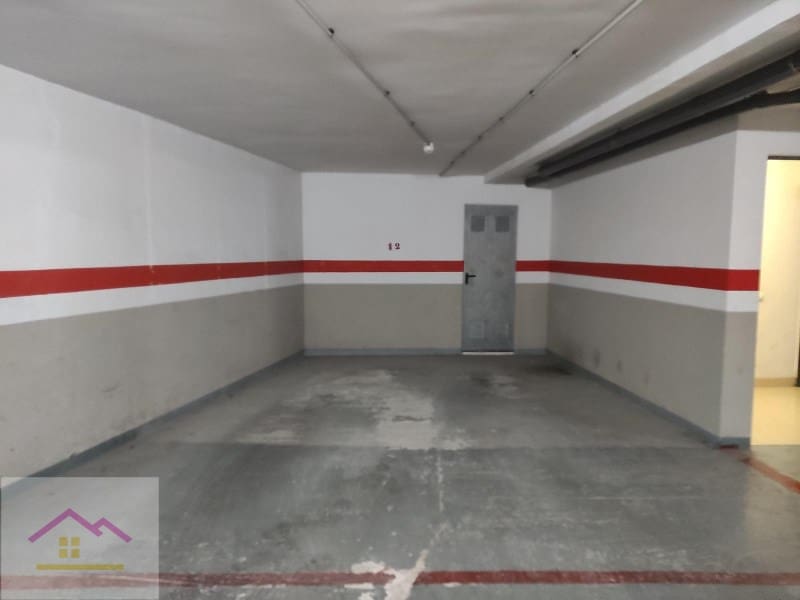 3 bedroom Flat for sale in Oropesa  with garage - € 207,260 (Ref: 9841182)