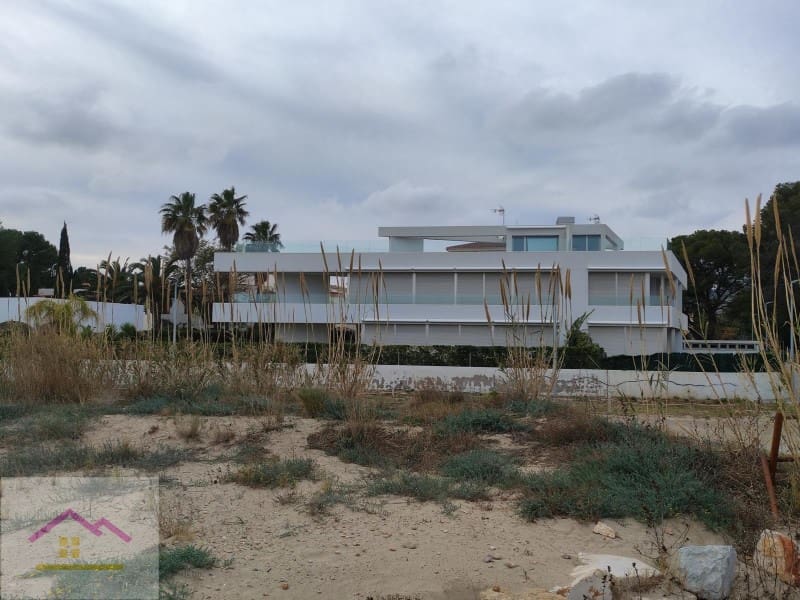 3 bedroom Semi-detached Villa for sale in Alcossebre with pool garage - € 990,000 (Ref: 9841183)