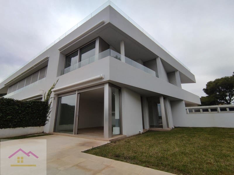 3 bedroom Semi-detached Villa for sale in Alcossebre with pool garage - € 990,000 (Ref: 9841183)