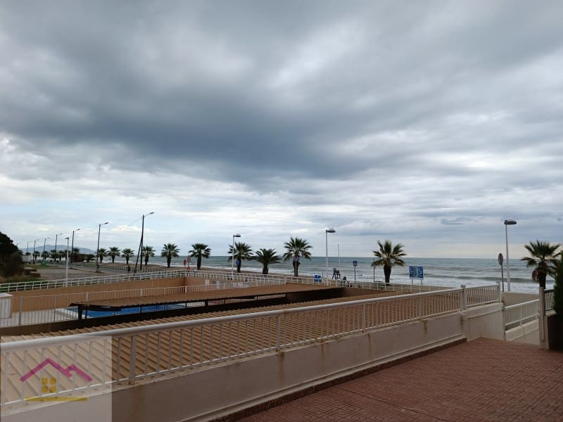 3 Zimmer Strandapartment zu verkaufen in Oropesa  mit Pool - 255.000 € (Ref: 9841186)