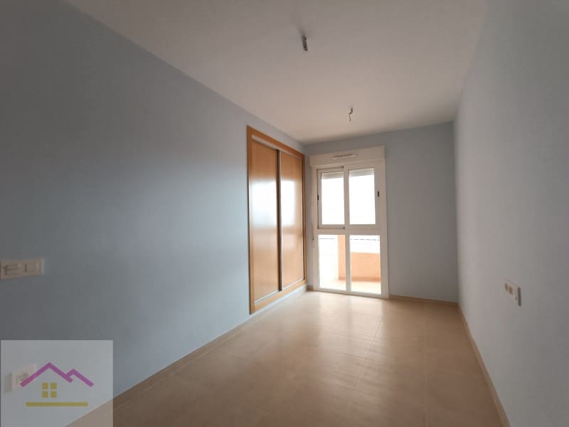 3 Zimmer Strandapartment zu verkaufen in Oropesa  mit Pool - 255.000 € (Ref: 9841186)