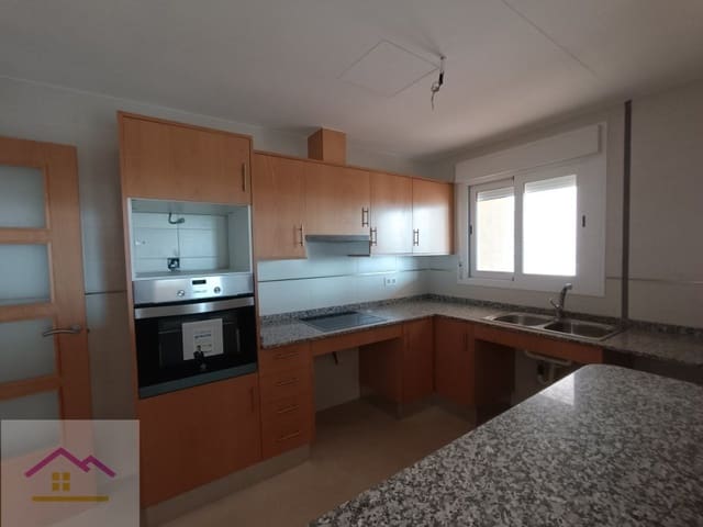 3 Zimmer Strandapartment zu verkaufen in Oropesa  mit Pool - 255.000 € (Ref: 9841186)