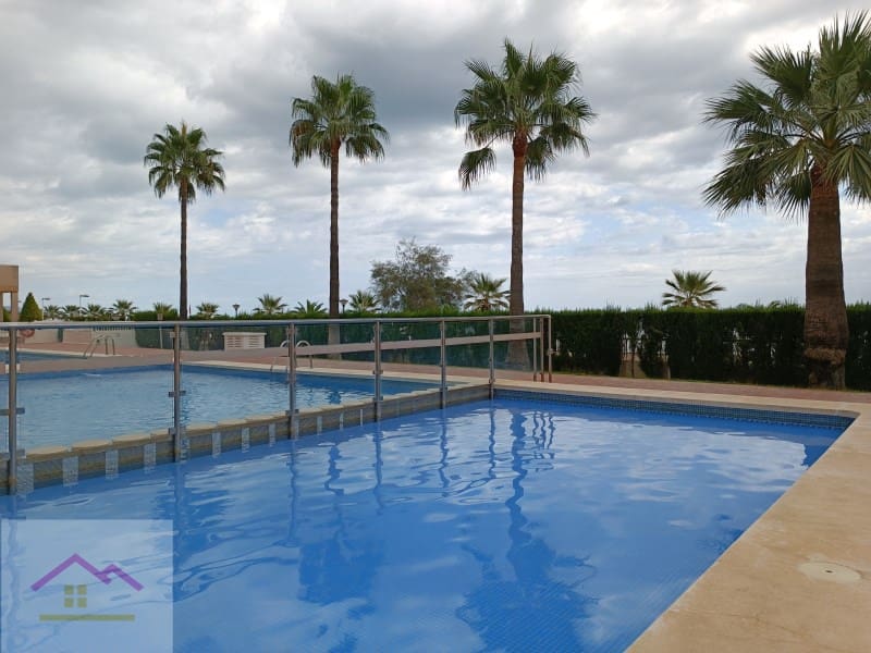 3 Zimmer Strandapartment zu verkaufen in Oropesa  mit Pool - 255.000 € (Ref: 9841186)