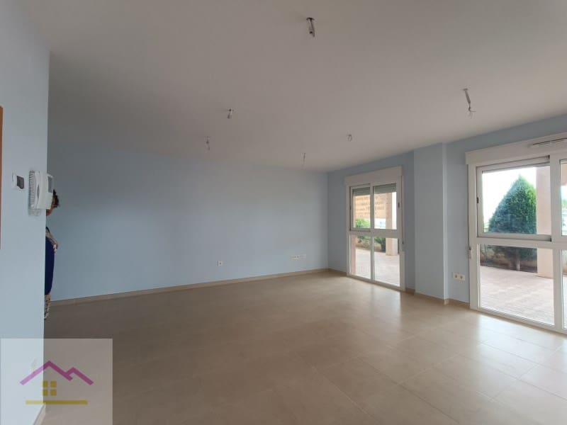 3 bedroom Apartment for sale in Oropesa  with pool - € 250,000 (Ref: 9841187)
