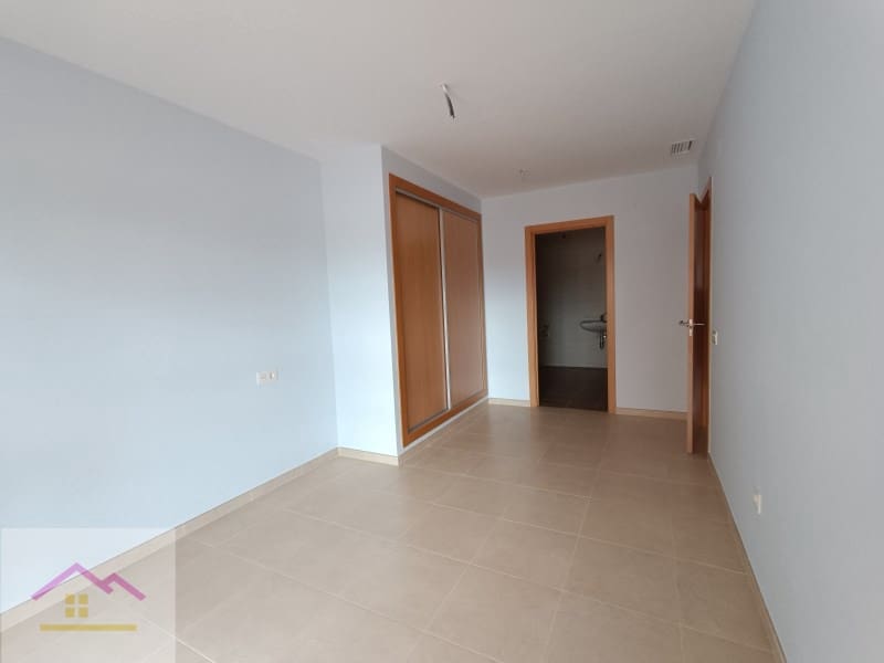 3 bedroom Apartment for sale in Oropesa  with pool - € 250,000 (Ref: 9841187)