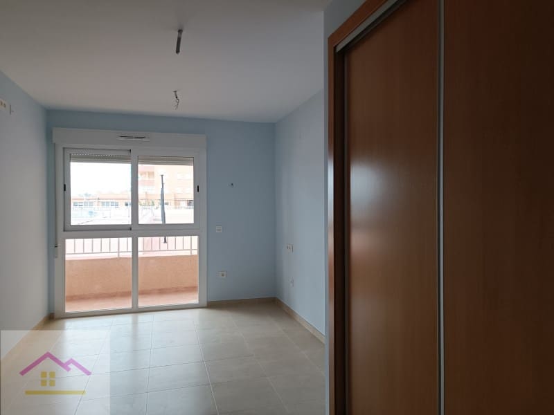 3 bedroom Apartment for sale in Oropesa  with pool - € 250,000 (Ref: 9841187)