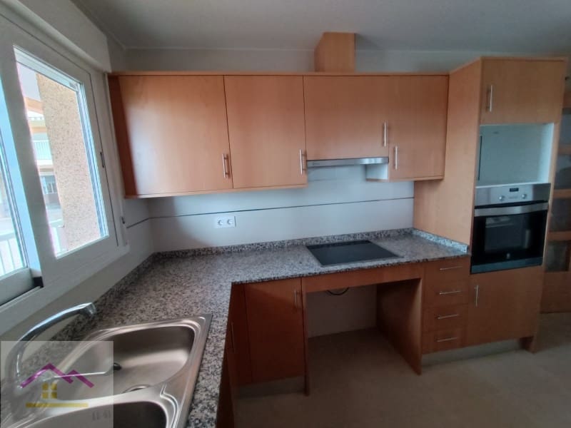 3 bedroom Apartment for sale in Oropesa  with pool - € 250,000 (Ref: 9841187)