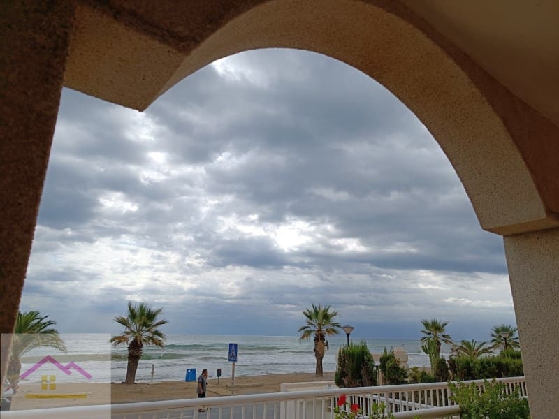 3 bedroom Apartment for sale in Oropesa  with pool - € 250,000 (Ref: 9841187)