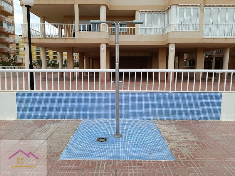 3 bedroom Apartment for sale in Oropesa  with pool - € 250,000 (Ref: 9841187)