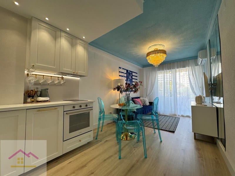 2 bedroom Flat for sale in Oropesa  with garage - € 169,990 (Ref: 9841188)