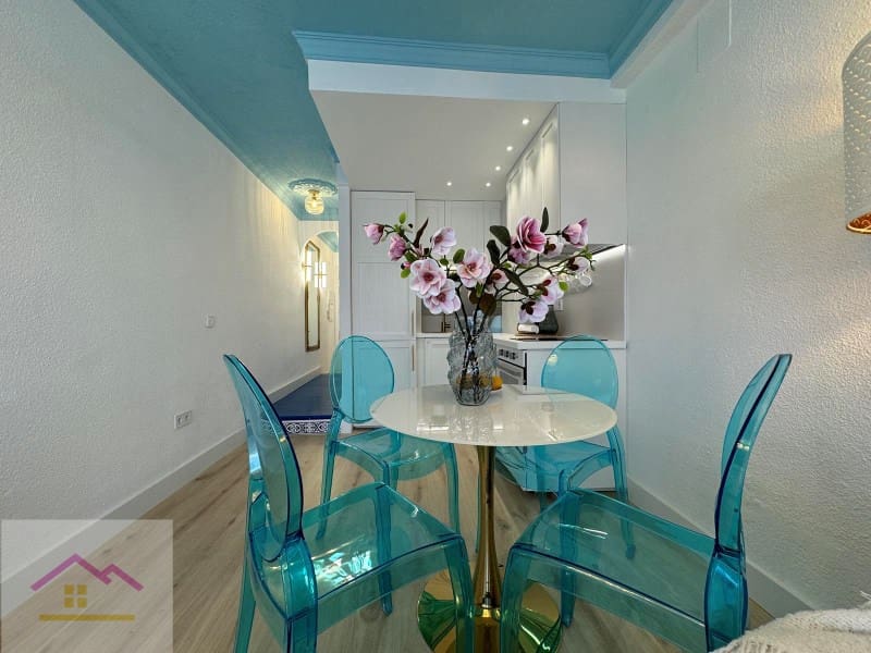 2 bedroom Flat for sale in Oropesa  with garage - € 169,990 (Ref: 9841188)