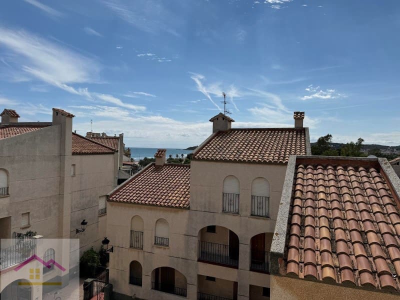 2 bedroom Flat for sale in Oropesa  with garage - € 169,990 (Ref: 9841188)