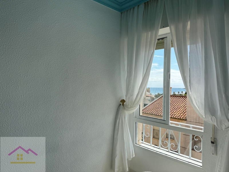 2 bedroom Flat for sale in Oropesa  with garage - € 169,990 (Ref: 9841188)