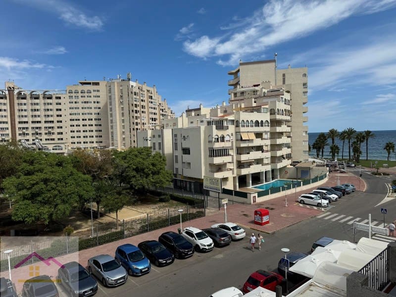 2 bedroom Flat for sale in Oropesa  with garage - € 169,990 (Ref: 9841188)
