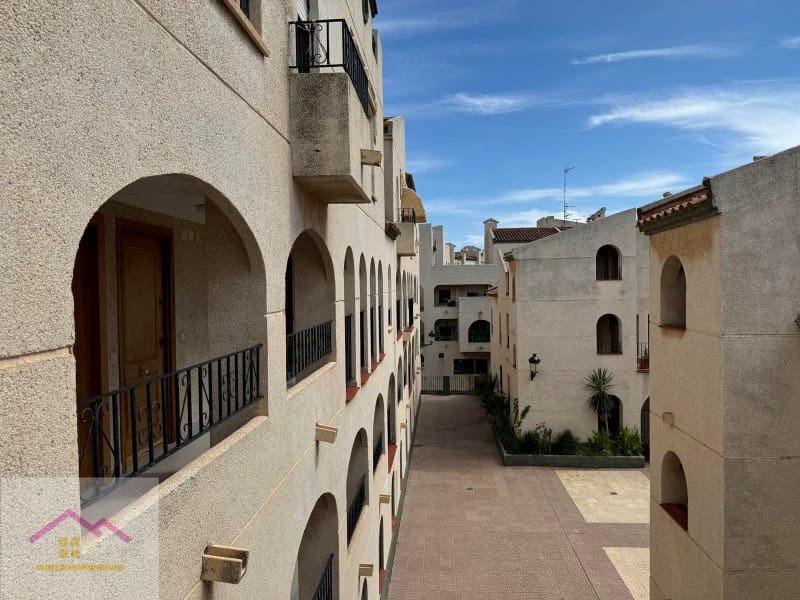 2 bedroom Flat for sale in Oropesa  with garage - € 169,990 (Ref: 9841188)