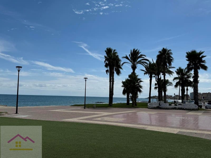 2 bedroom Flat for sale in Oropesa  with garage - € 169,990 (Ref: 9841188)