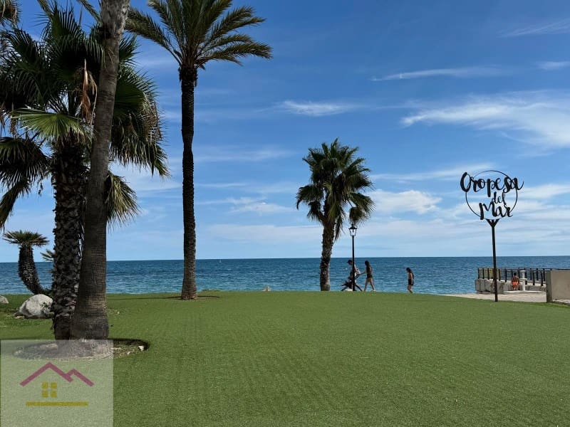 2 bedroom Flat for sale in Oropesa  with garage - € 169,990 (Ref: 9841188)
