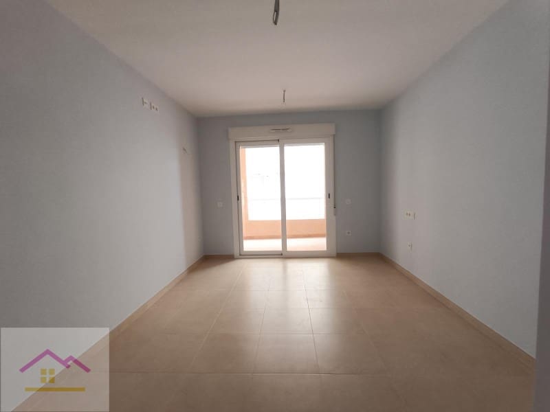 2 bedroom Apartment for sale in Oropesa  - € 168,000 (Ref: 9841191)