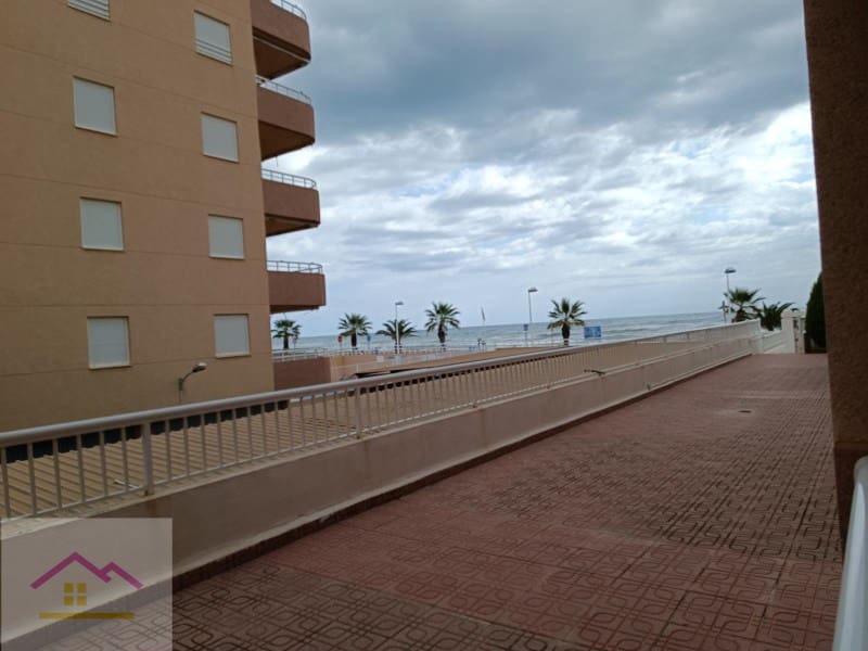 2 bedroom Apartment for sale in Oropesa  - € 168,000 (Ref: 9841191)
