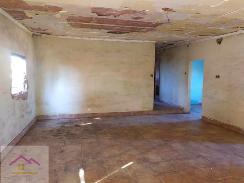 3 soveværelse Finca/Landehus til salg i Vall d'Alba - € 60.000 (Ref: 9841199)
