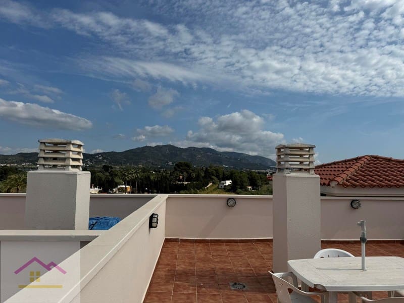 2 bedroom Penthouse for sale in Alcossebre with pool garage - € 190,000 (Ref: 9841200)