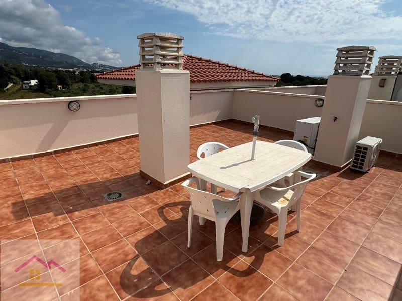2 bedroom Penthouse for sale in Alcossebre with pool garage - € 190,000 (Ref: 9841200)