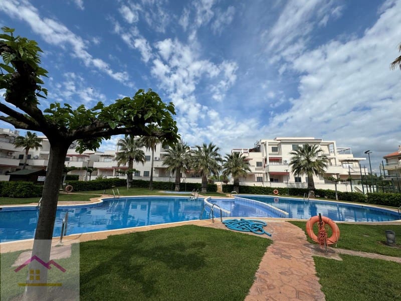 2 bedroom Penthouse for sale in Alcossebre with pool garage - € 190,000 (Ref: 9841200)