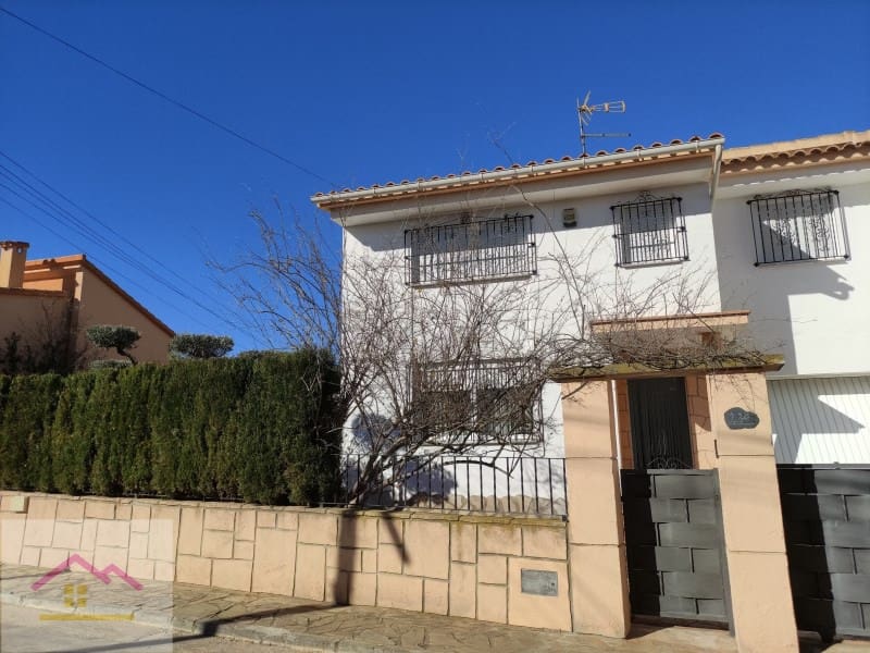 4 Zimmer Doppelhaus zu verkaufen in Peniscola mit Pool Garage - 250.000 € (Ref: 9841202)