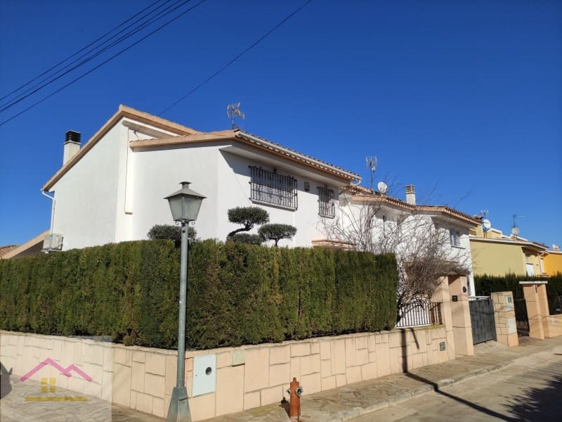 4 Zimmer Doppelhaus zu verkaufen in Peniscola mit Pool Garage - 250.000 € (Ref: 9841202)