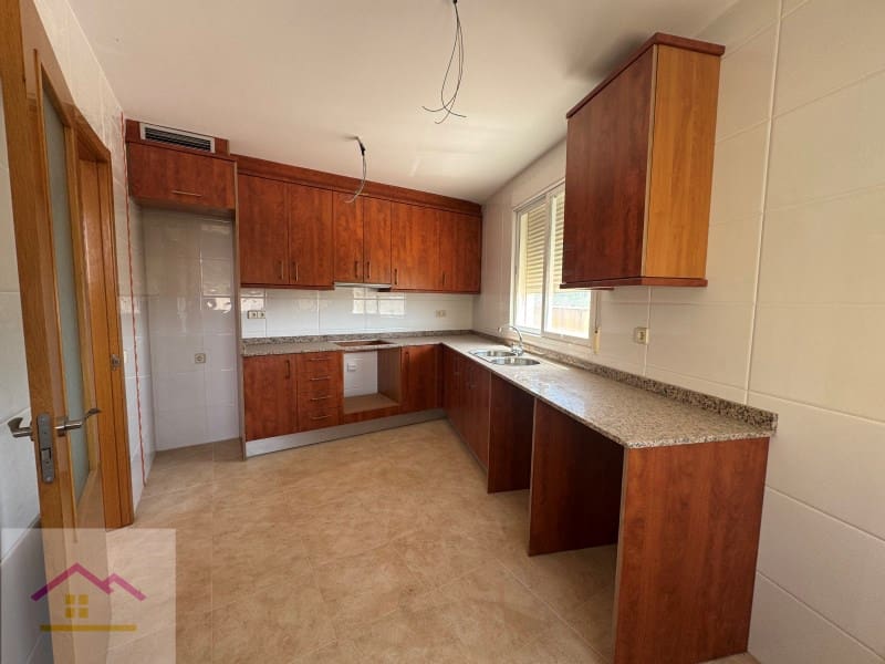 4 sovrum Lägenhet till salu i Alcala de Xivert med garage - 243 000 € (Ref: 9841203)