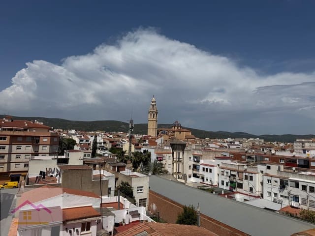 4 sovrum Lägenhet till salu i Alcalà de Xivert pueblo, Alcalá de Xivert med garage - 209 000 € (Ref: 9841204)
