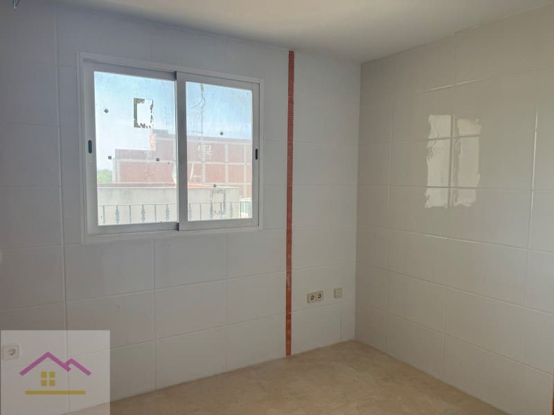 4 sovrum Lägenhet till salu i Alcala de Xivert med garage - 209 000 € (Ref: 9841204)