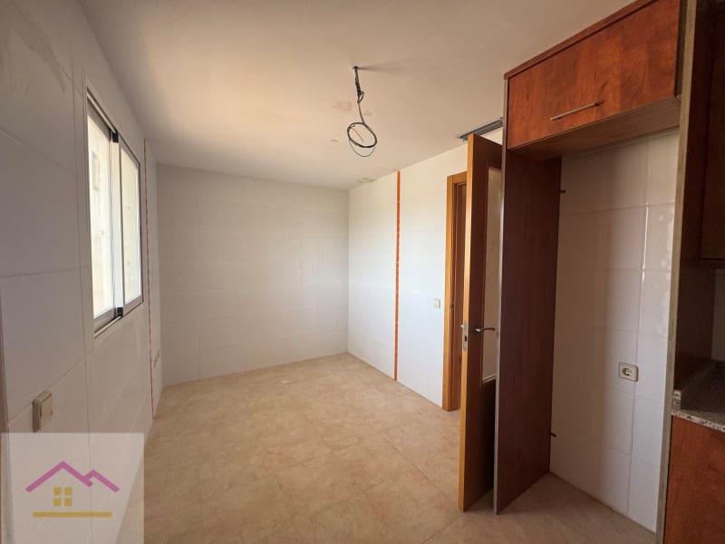4 sovrum Lägenhet till salu i Alcala de Xivert med garage - 209 000 € (Ref: 9841204)