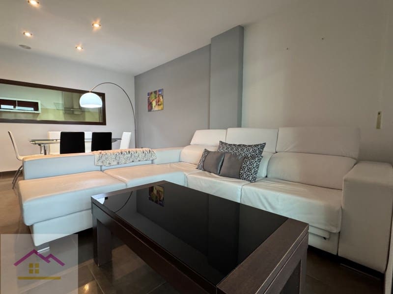 3 bedroom Flat for sale in Santa Magdalena de Polpis with garage - € 120,000 (Ref: 9841205)