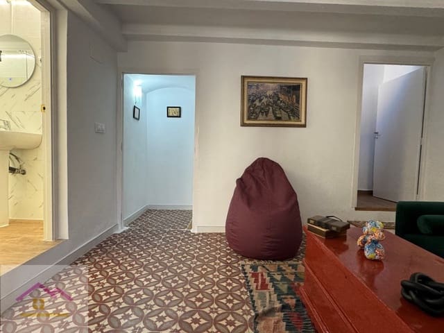 2 slaapkamer Huis te huur in Alcalà de Xivert pueblo, Alcalá de Xivert - € 100 (Ref: 9841206)
