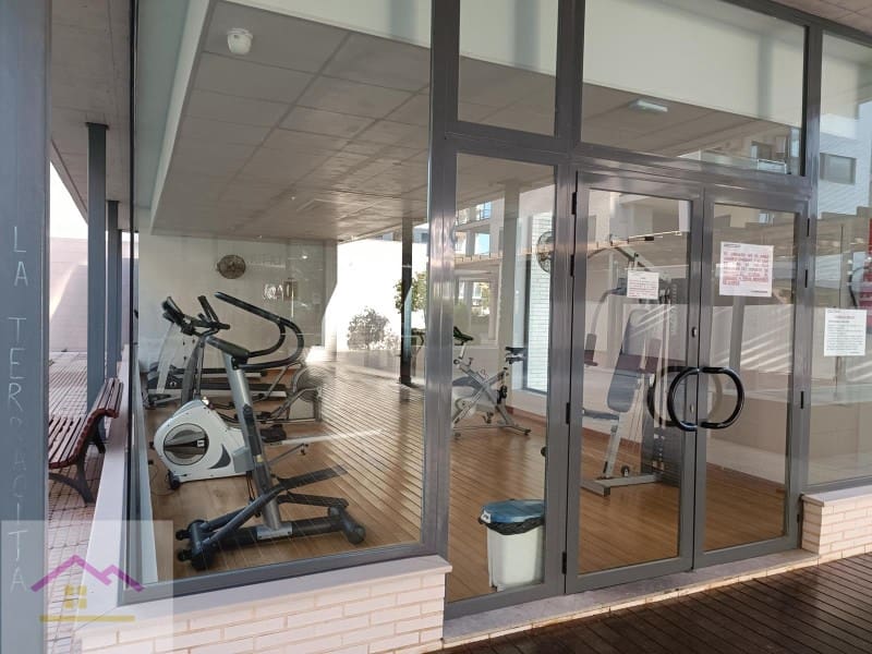 3 bedroom Apartment for sale in Oropesa  with garage - € 355,000 (Ref: 9841208)