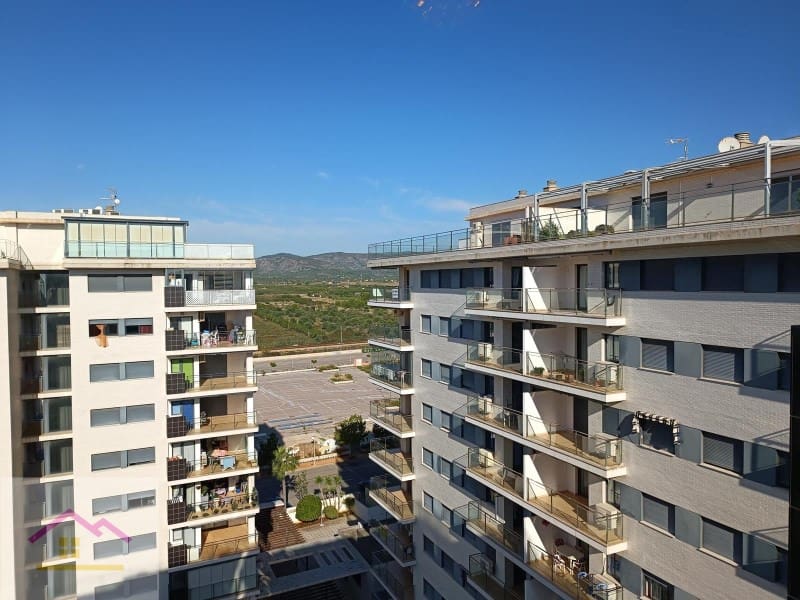 3 bedroom Apartment for sale in Oropesa  with garage - € 355,000 (Ref: 9841208)