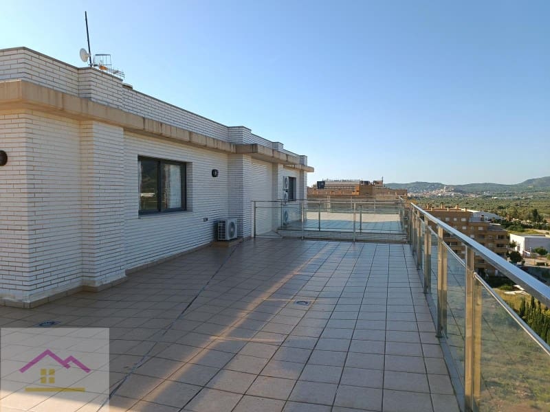 3 bedroom Apartment for sale in Oropesa  with garage - € 355,000 (Ref: 9841208)