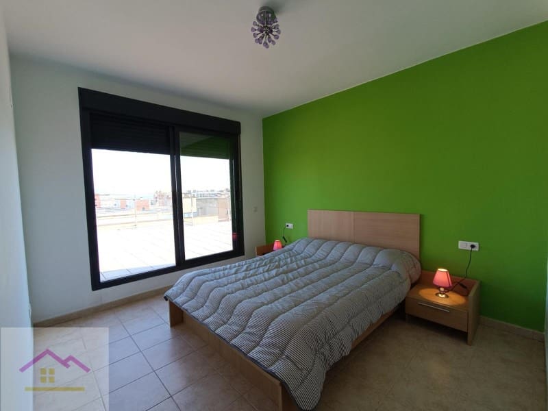 3 bedroom Apartment for sale in Oropesa  with garage - € 355,000 (Ref: 9841208)