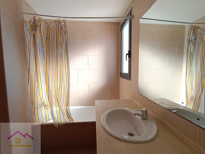 3 bedroom Apartment for sale in Oropesa  with garage - € 355,000 (Ref: 9841208)