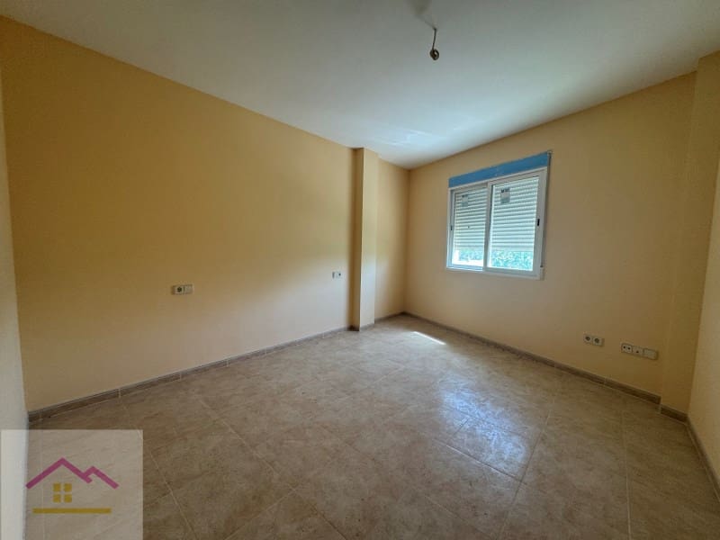 3 sovrum Lägenhet till salu i Alcala de Xivert med garage - 132 000 € (Ref: 9841211)