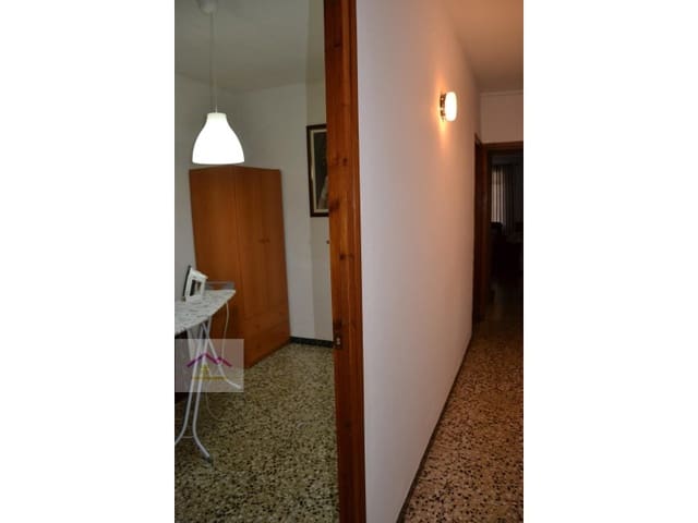 3 sovrum Hus till salu i Alcalà de Xivert pueblo, Alcalá de Xivert med garage - 90 000 € (Ref: 9841218)