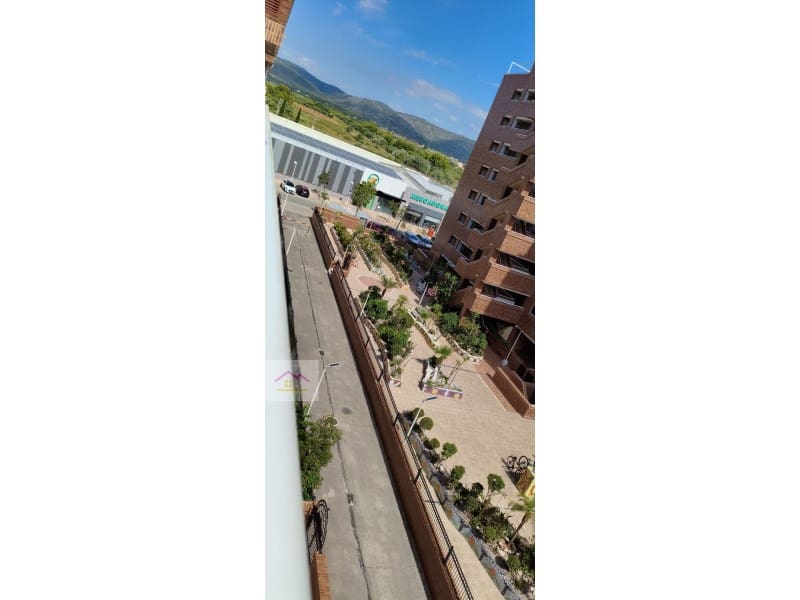 Piso de 2 habitaciones en Oropesa  en venta con piscina garaje - 150.000 € (Ref: 9904272)