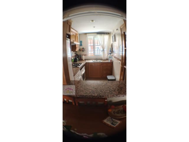 Piso de 2 habitaciones en Oropesa  en venta con piscina garaje - 150.000 € (Ref: 9904272)