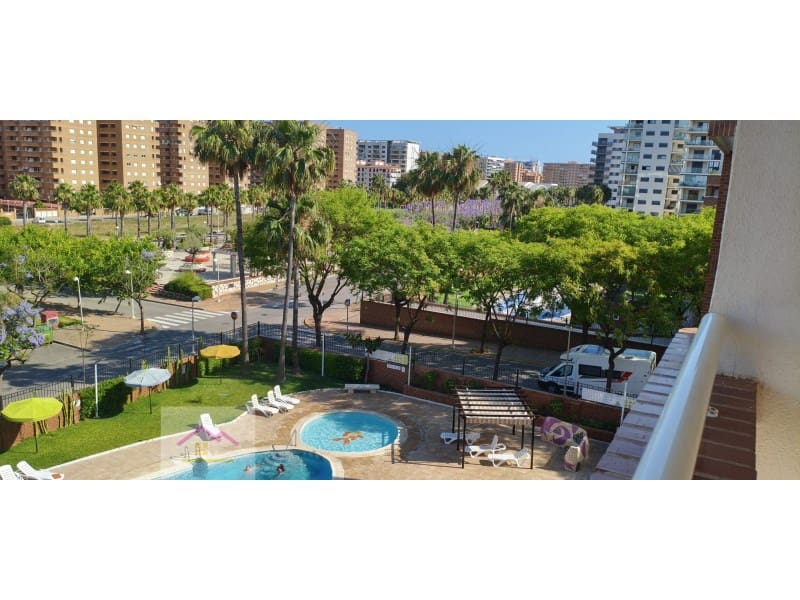 Piso de 2 habitaciones en Oropesa  en venta con piscina garaje - 150.000 € (Ref: 9904272)
